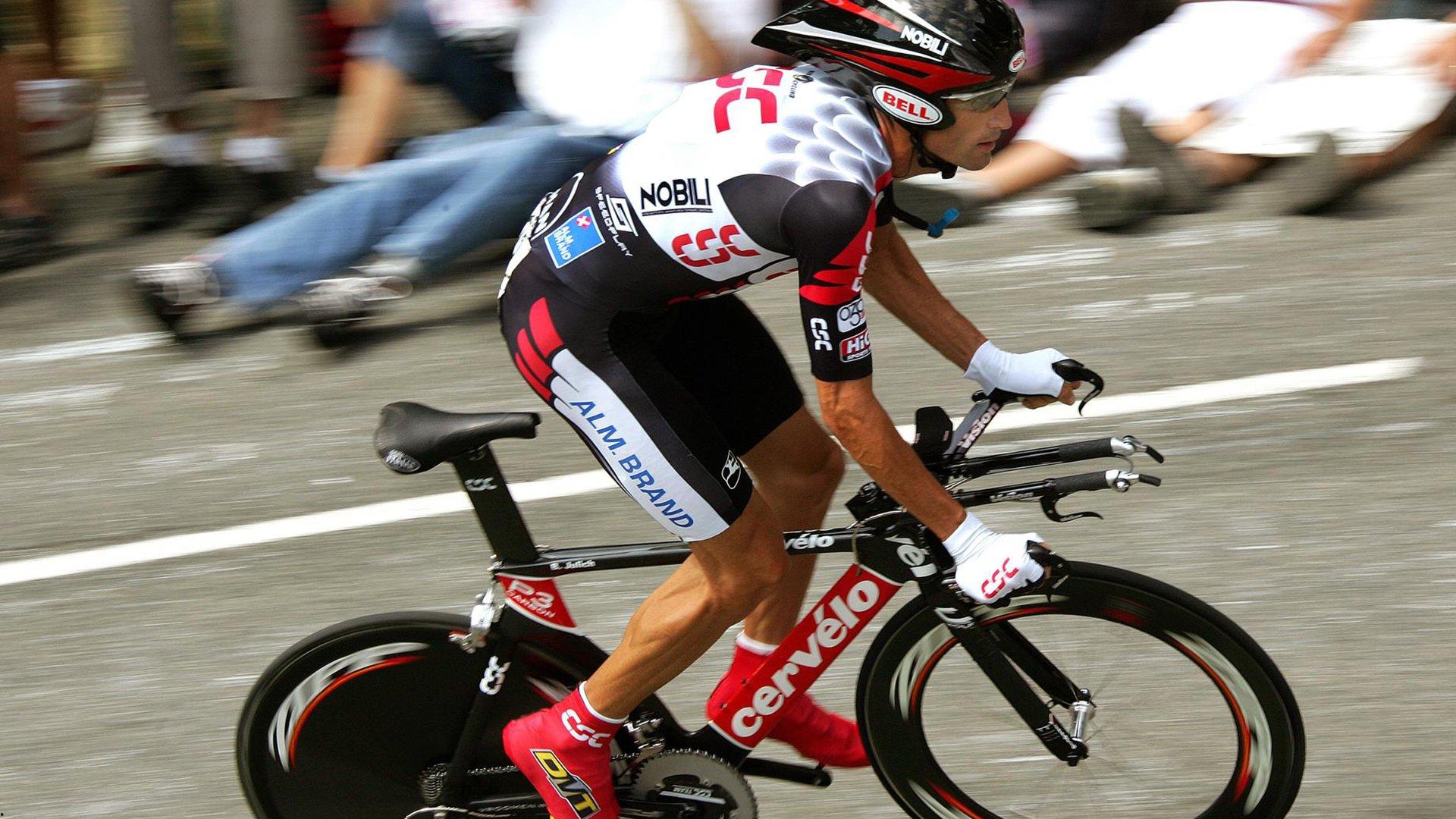 波兰队公布欧洲杯大名单，莱万多夫斯基领衔，新生代力量崭露头角