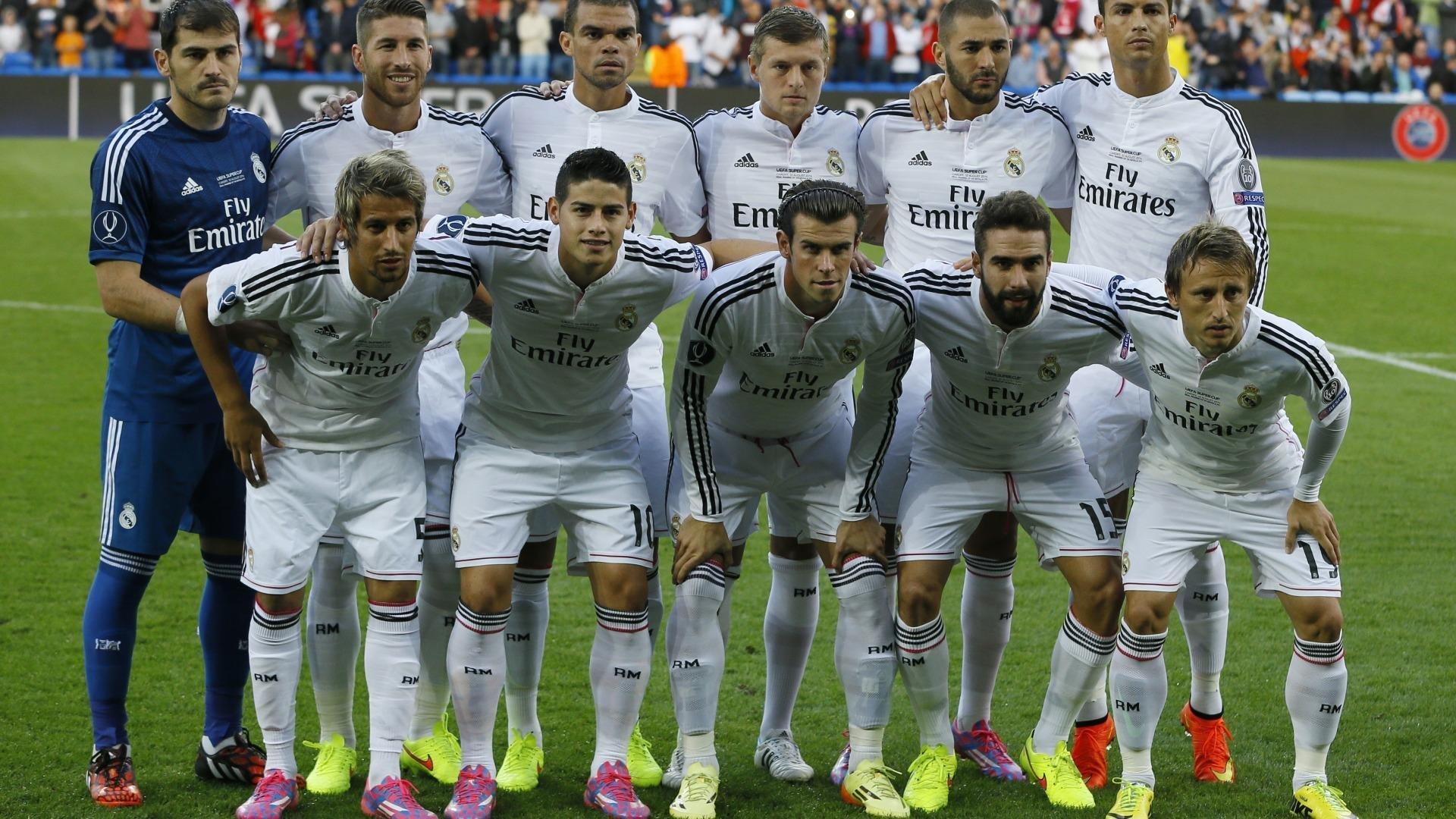 十载回眸，那一日，绿茵场上的泪水与永恒